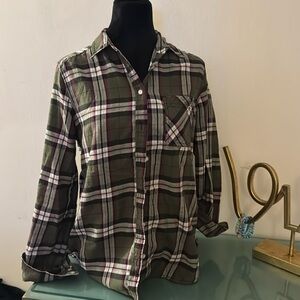 Express flannel shirt 
Size Small